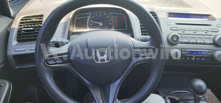 Honda Civic 2008 — 17