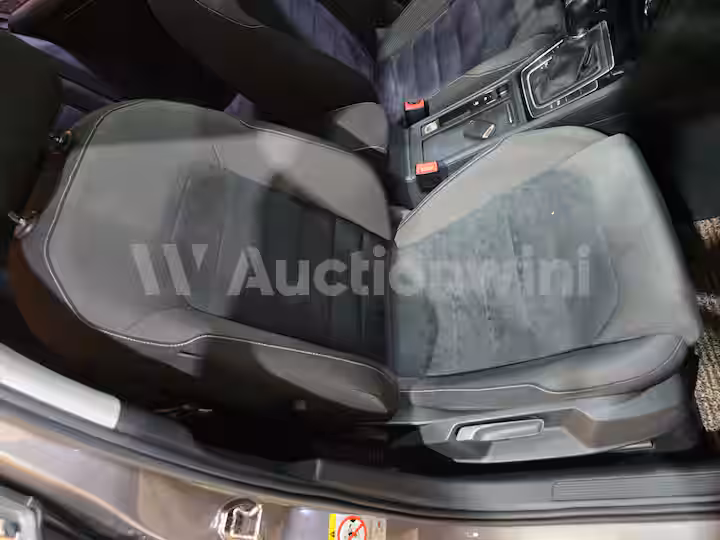 Volkswagen Golf 2014 — 32