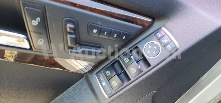 Mercedes Benz CLK Class 2011 — 21