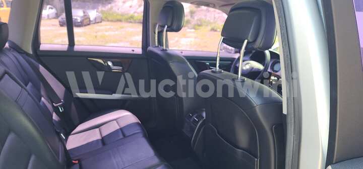 Mercedes Benz CLK Class 2011 — 26