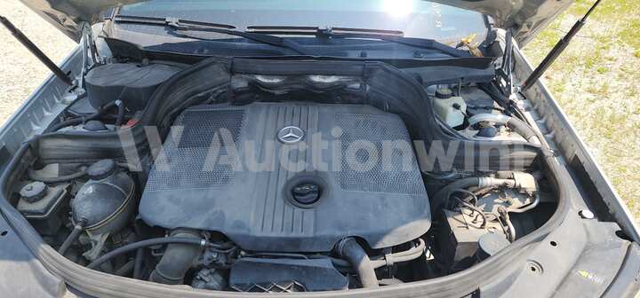 Mercedes Benz CLK Class 2011 — 46