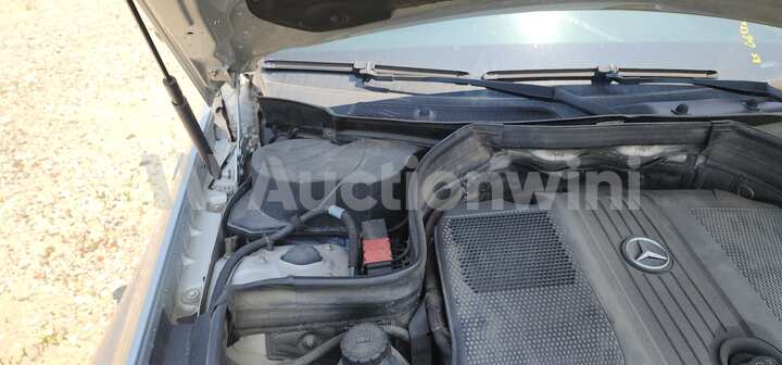 Mercedes Benz CLK Class 2011 — 48