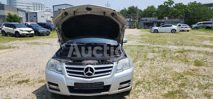 Mercedes Benz CLK Class 2011 — 49