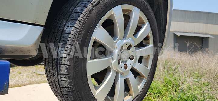 Mercedes Benz CLK Class 2011 — 50