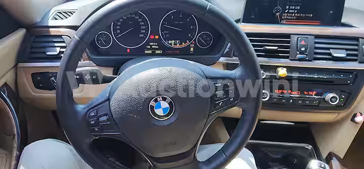 BMW 3 Series 2015 — 23