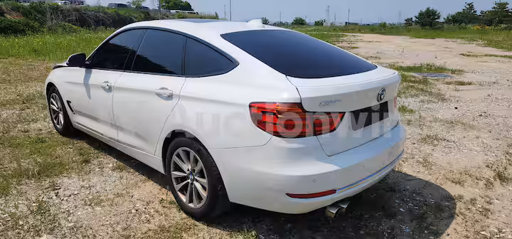 BMW 3 Series 2015 — 7