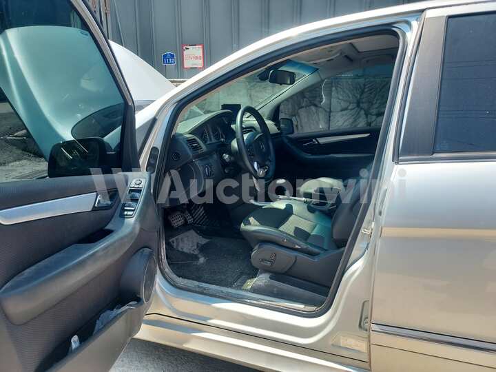 Mercedes Benz B Class 2010 — 36