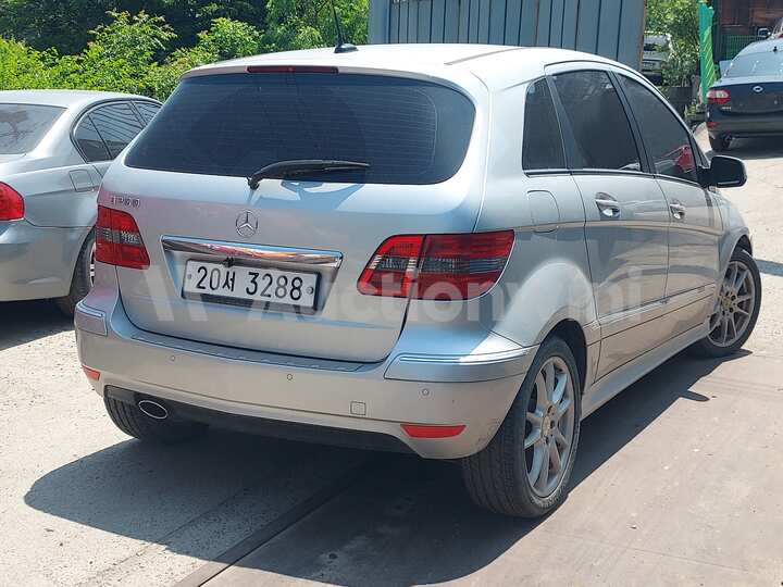 Mercedes Benz B Class 2010 — 5