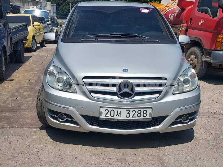 Mercedes Benz B Class 2010 — 7