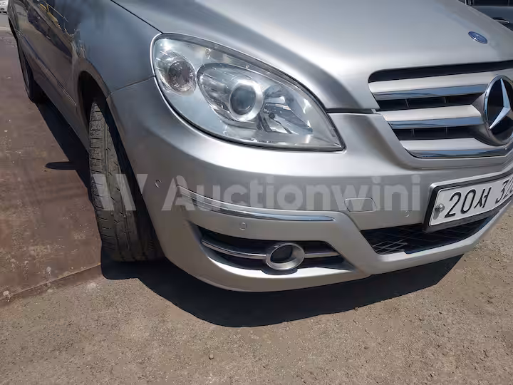 Mercedes Benz B Class 2010 — 8
