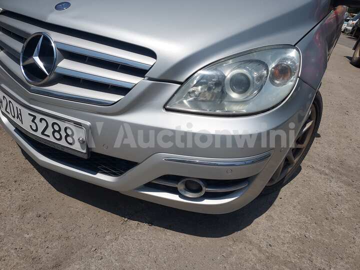 Mercedes Benz B Class 2010 — 9