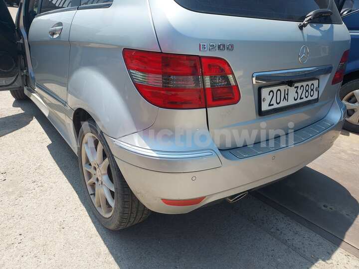 Mercedes Benz B Class 2010 — 10