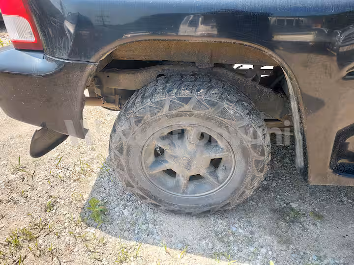 Hyundai Galloper 2000 — 15