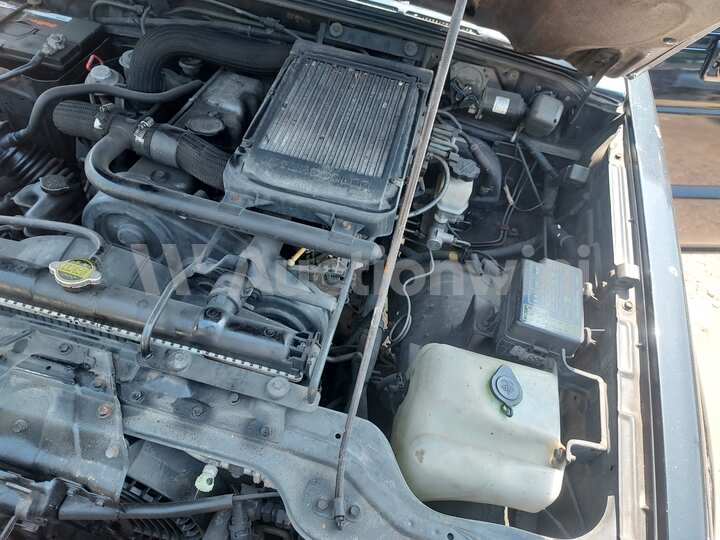 Hyundai Galloper 2000 — 24
