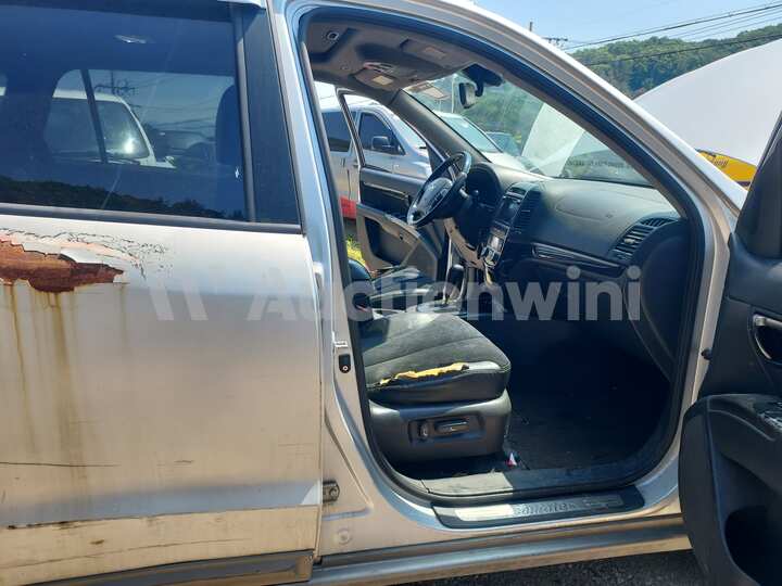 Hyundai SantaFe 2009 — 29