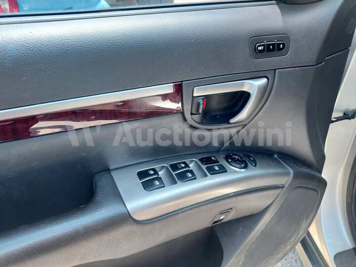 Hyundai SantaFe 2010 — 37
