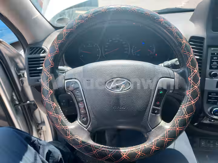 Hyundai SantaFe 2010 — 39