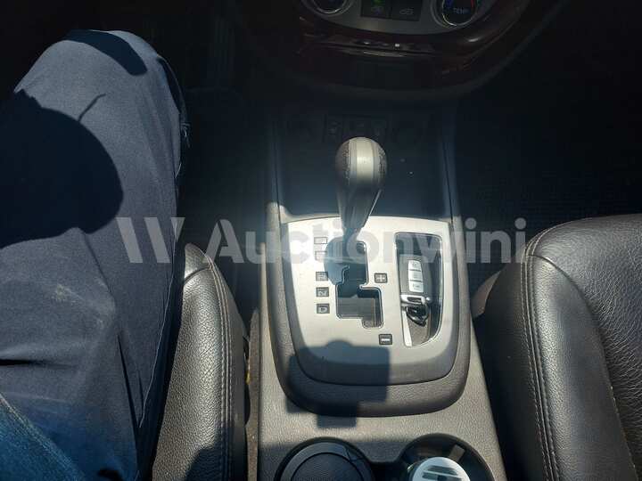 Hyundai SantaFe 2010 — 42