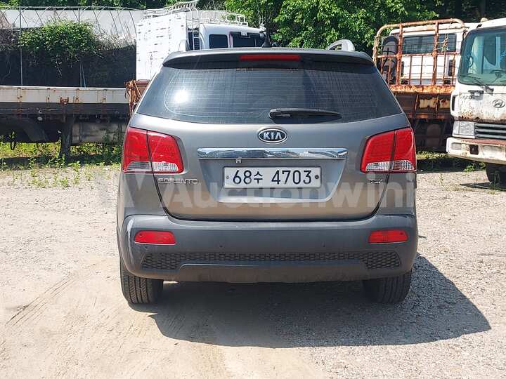 Kia Sorento 2011 — 4