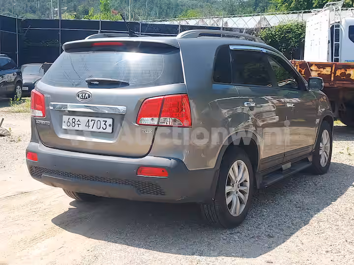 Kia Sorento 2011 — 5