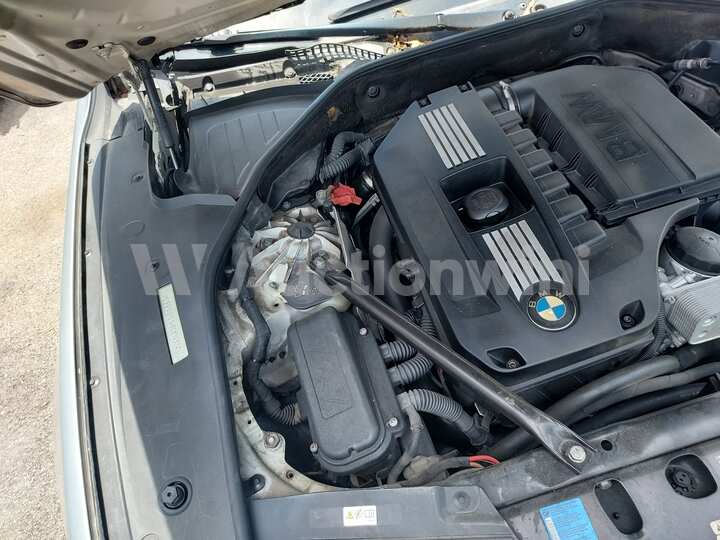 BMW 7 Series 2010 — 23
