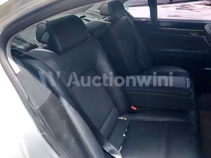 BMW 7 Series 2010 — 31