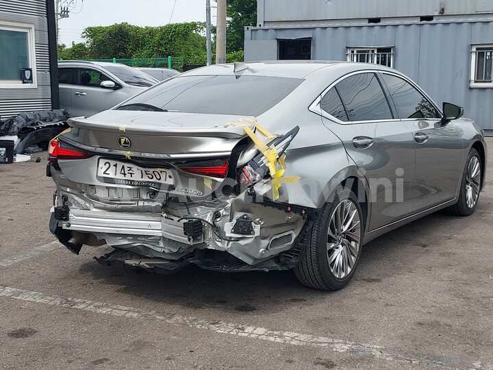 Lexus ES 2024 — 5