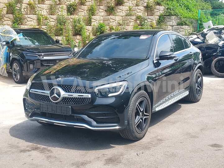Mercedes Benz GLC Class 2023 — 2