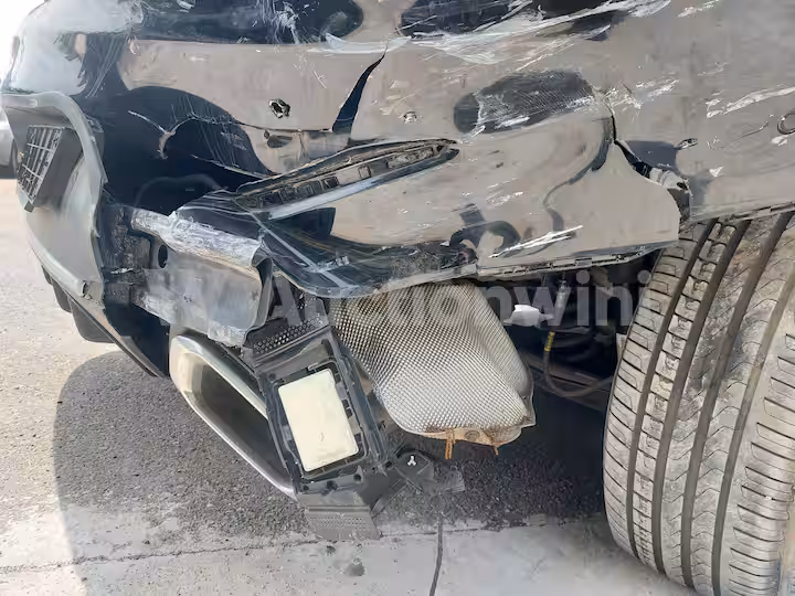 Mercedes Benz GLC Class 2023 — 17