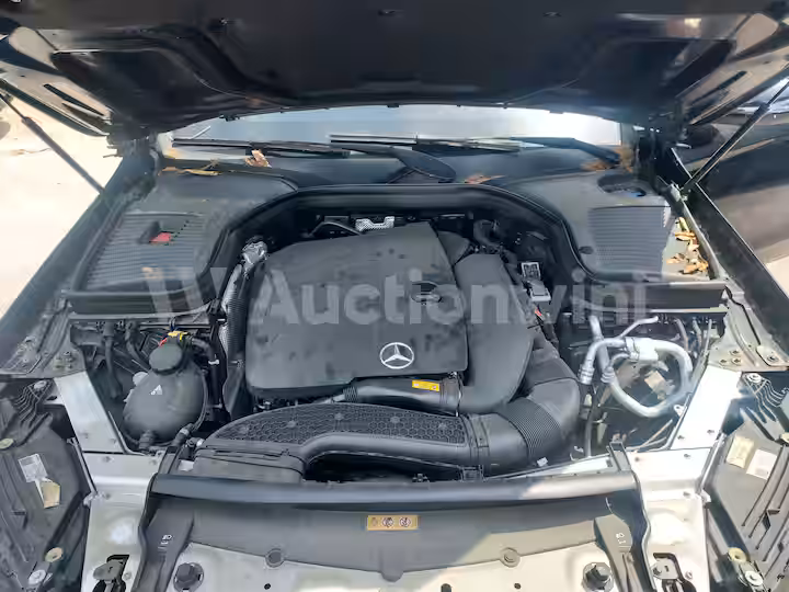 Mercedes Benz GLC Class 2023 — 31