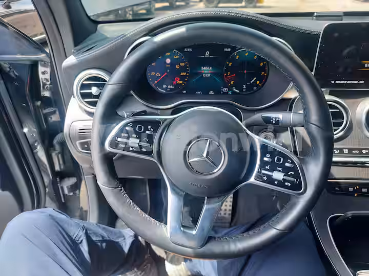 Mercedes Benz GLC Class 2023 — 50