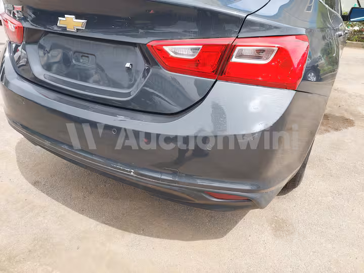 Chevrolet Malibu 2017 — 13