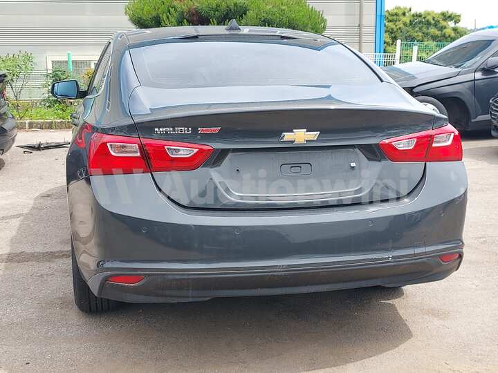 Chevrolet Malibu 2017 — 4
