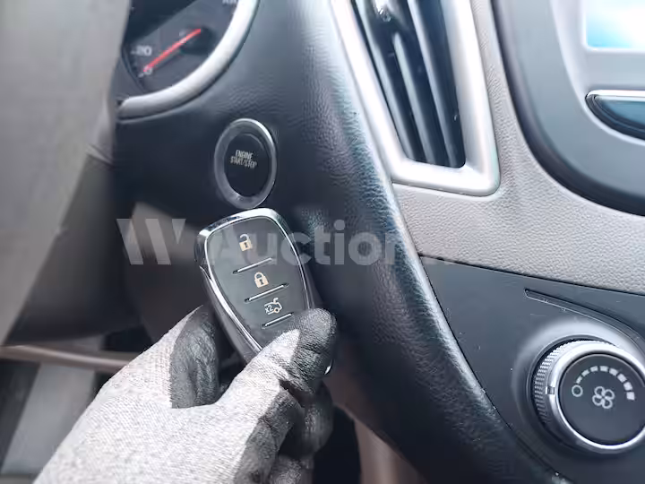 Chevrolet Malibu 2017 — 43