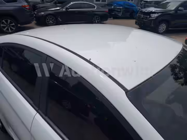 Hyundai Avante 2019 — 17