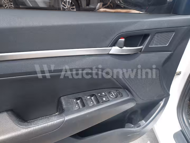 Hyundai Avante 2019 — 39