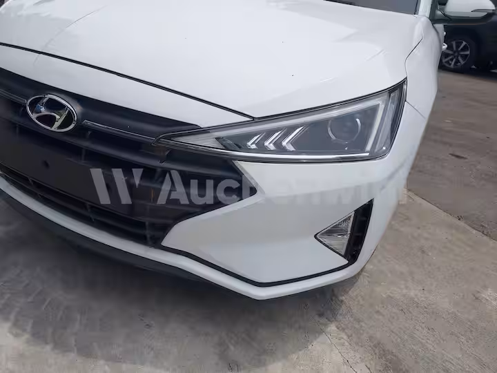 Hyundai Avante 2019 — 9