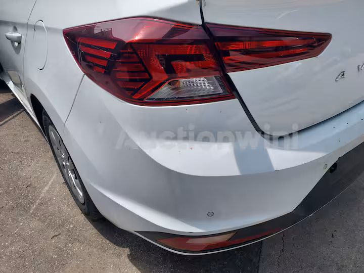 Hyundai Avante 2019 — 13