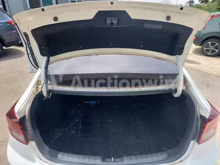 Hyundai Avante 2019 — 32