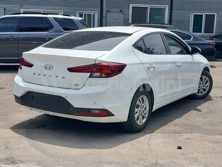 Hyundai Avante 2019 — 5