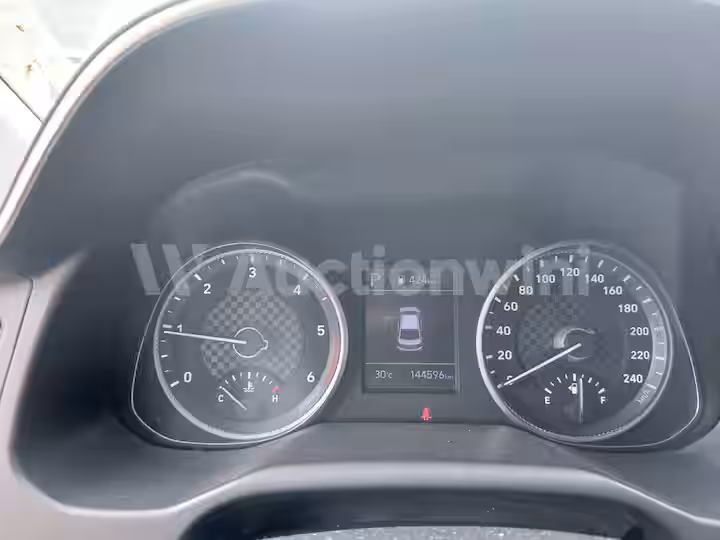 Hyundai Avante 2019 — 42