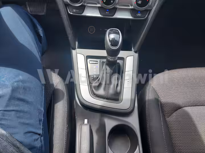 Hyundai Avante 2019 — 44
