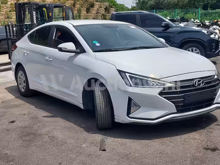 Hyundai Avante 2019 — 6