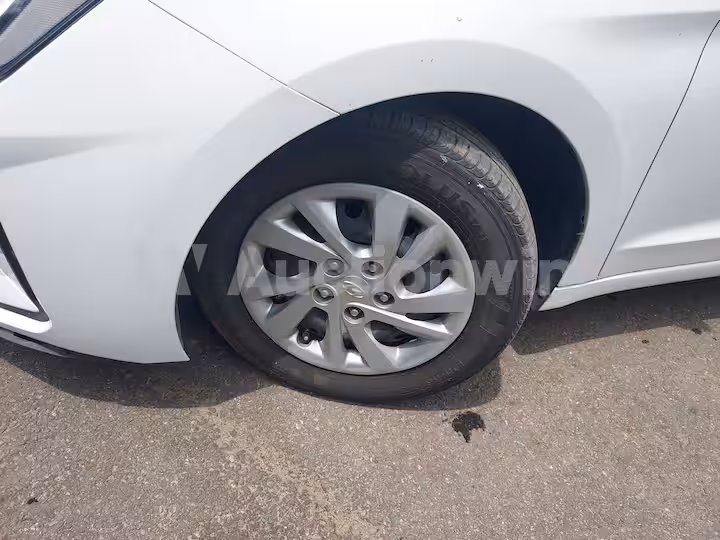 Hyundai Avante 2019 — 10