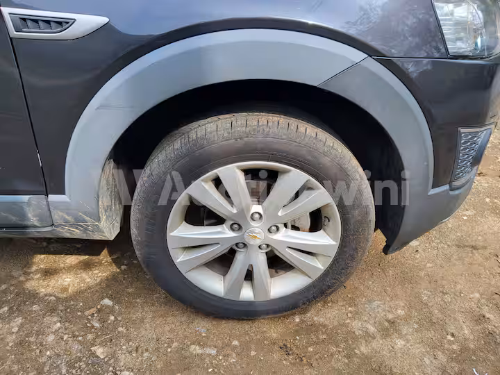Chevrolet Captiva 2015 — 21