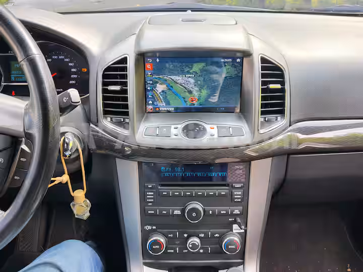 Chevrolet Captiva 2015 — 42