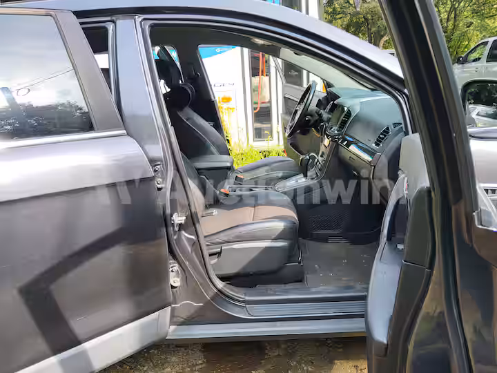 Chevrolet Captiva 2015 — 61