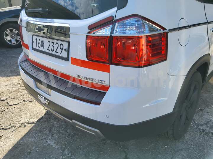 Chevrolet Orlando 2013 — 16
