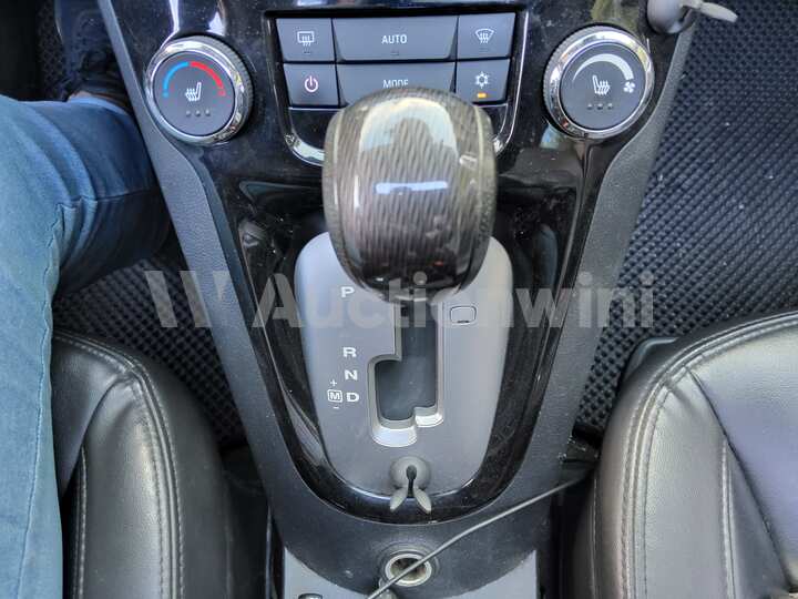 Chevrolet Orlando 2013 — 41