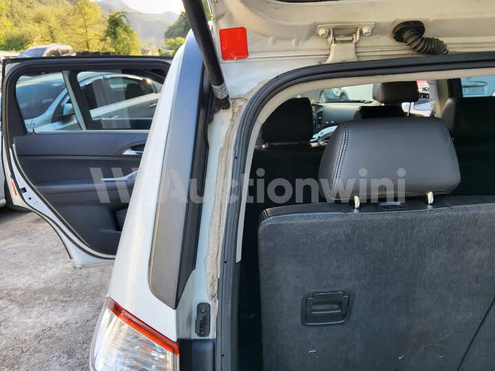 Chevrolet Orlando 2013 — 52